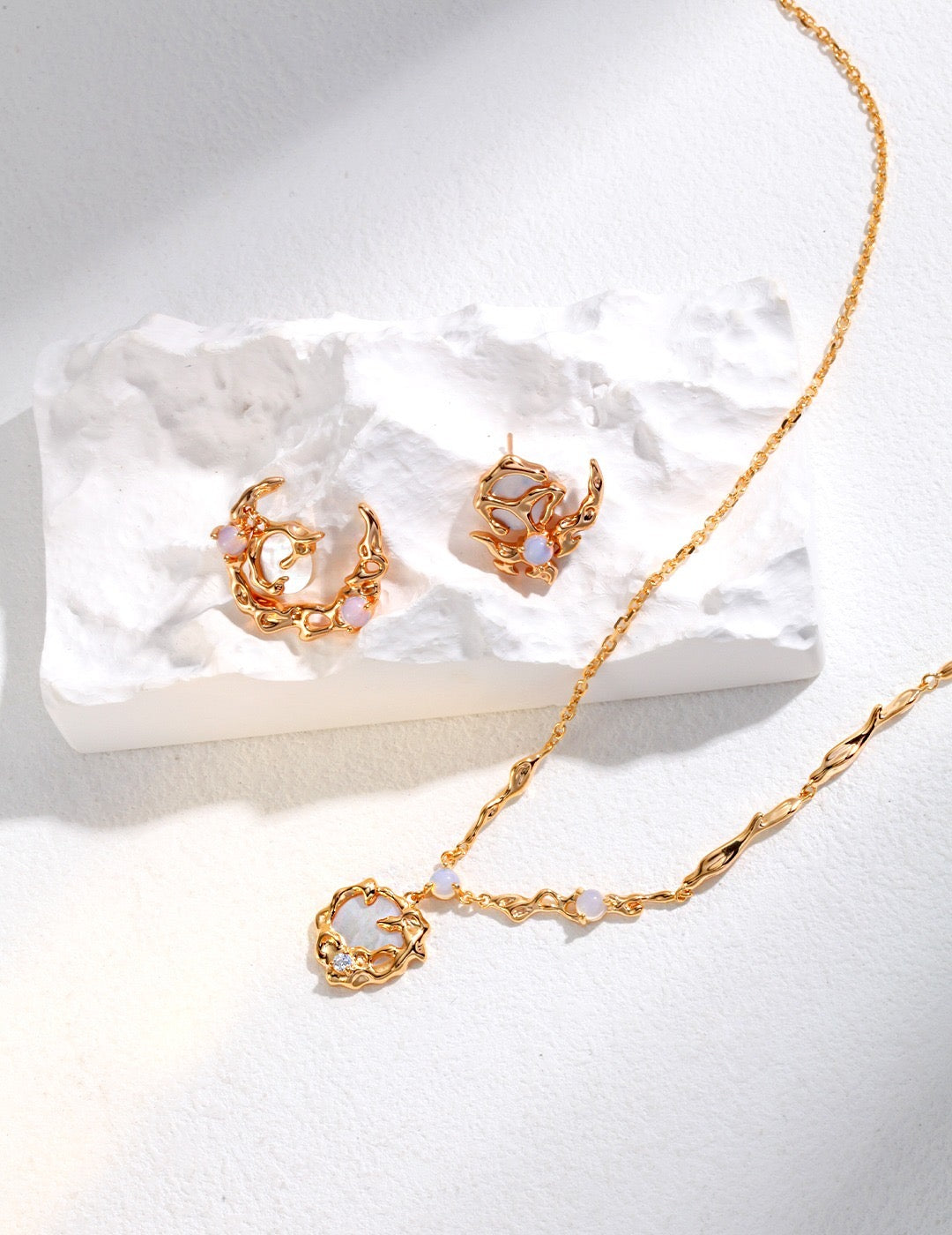 Moonlight Splendor Necklace