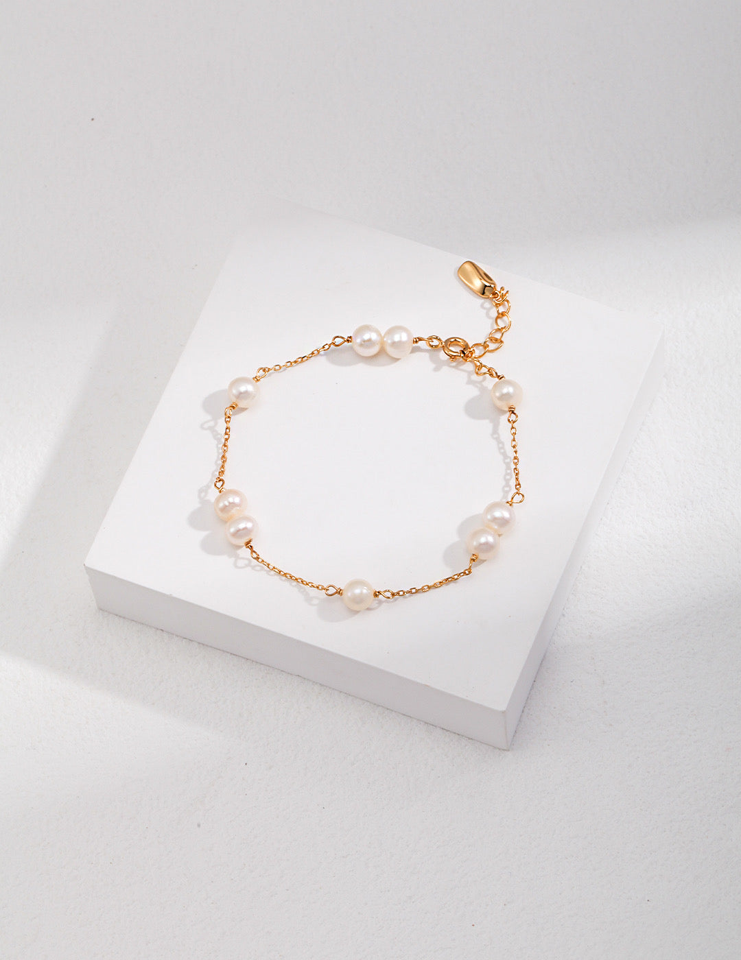 Pearl Dots Bracelet