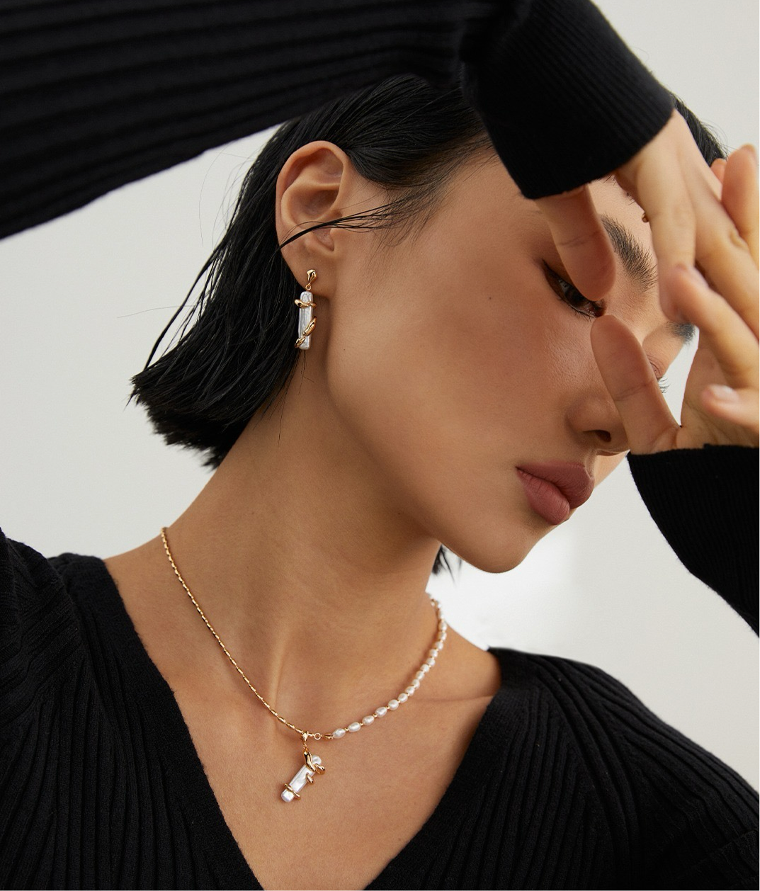 Long-Shaped Baroque Pearl Necklace