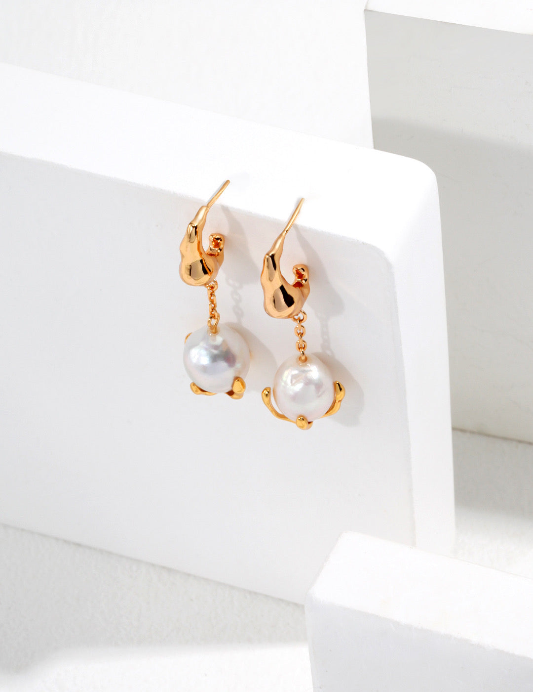 Baroque Pearl Earrings